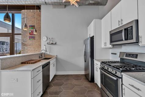 320 East 21st Street Chicago IL 60616