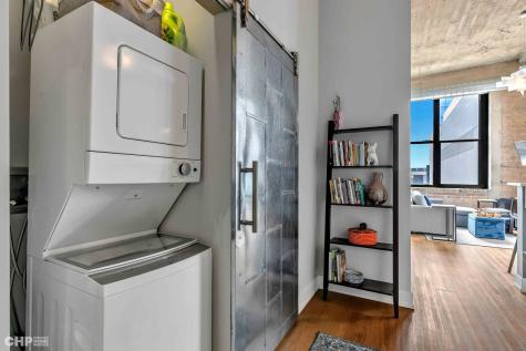 320 East 21st Street Chicago IL 60616