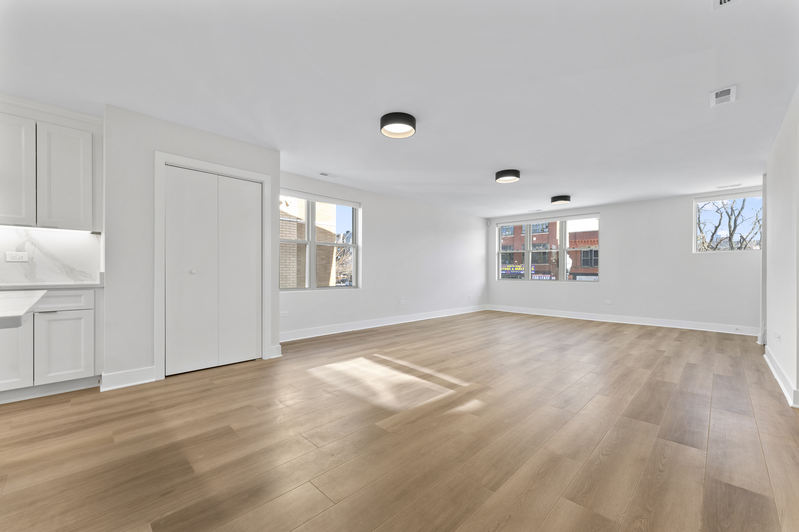 218 South Western Avenue Chicago IL 60612