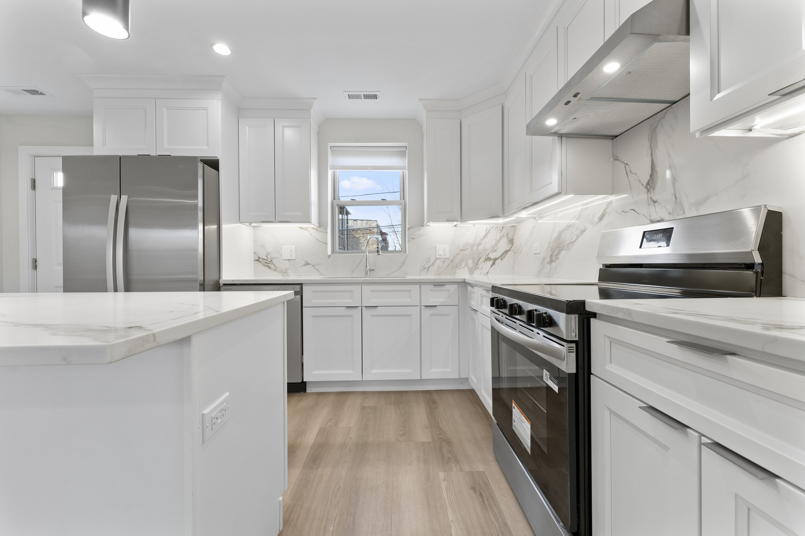 218 South Western Avenue Chicago IL 60612