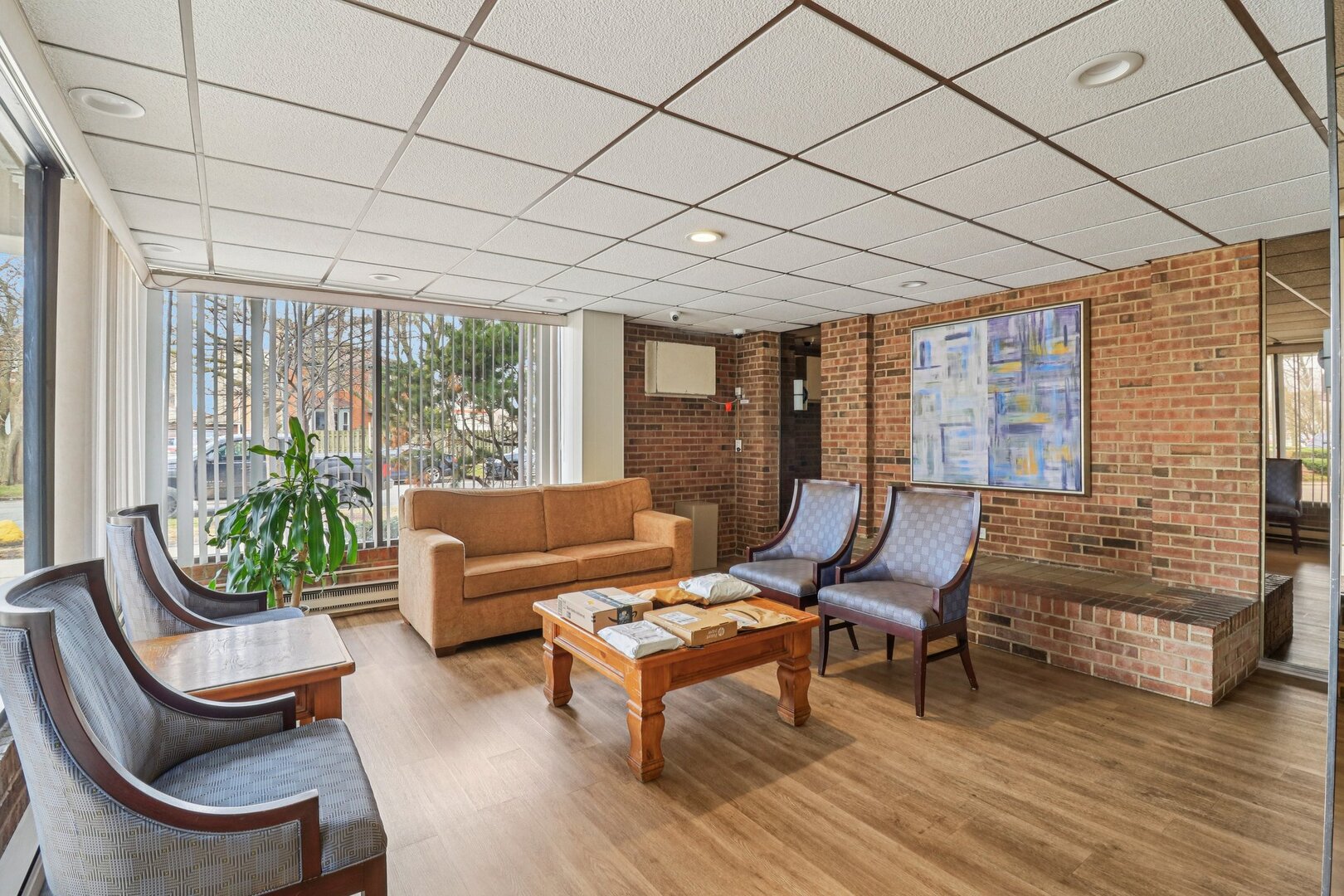 2333 North Neva Avenue Chicago IL 60707