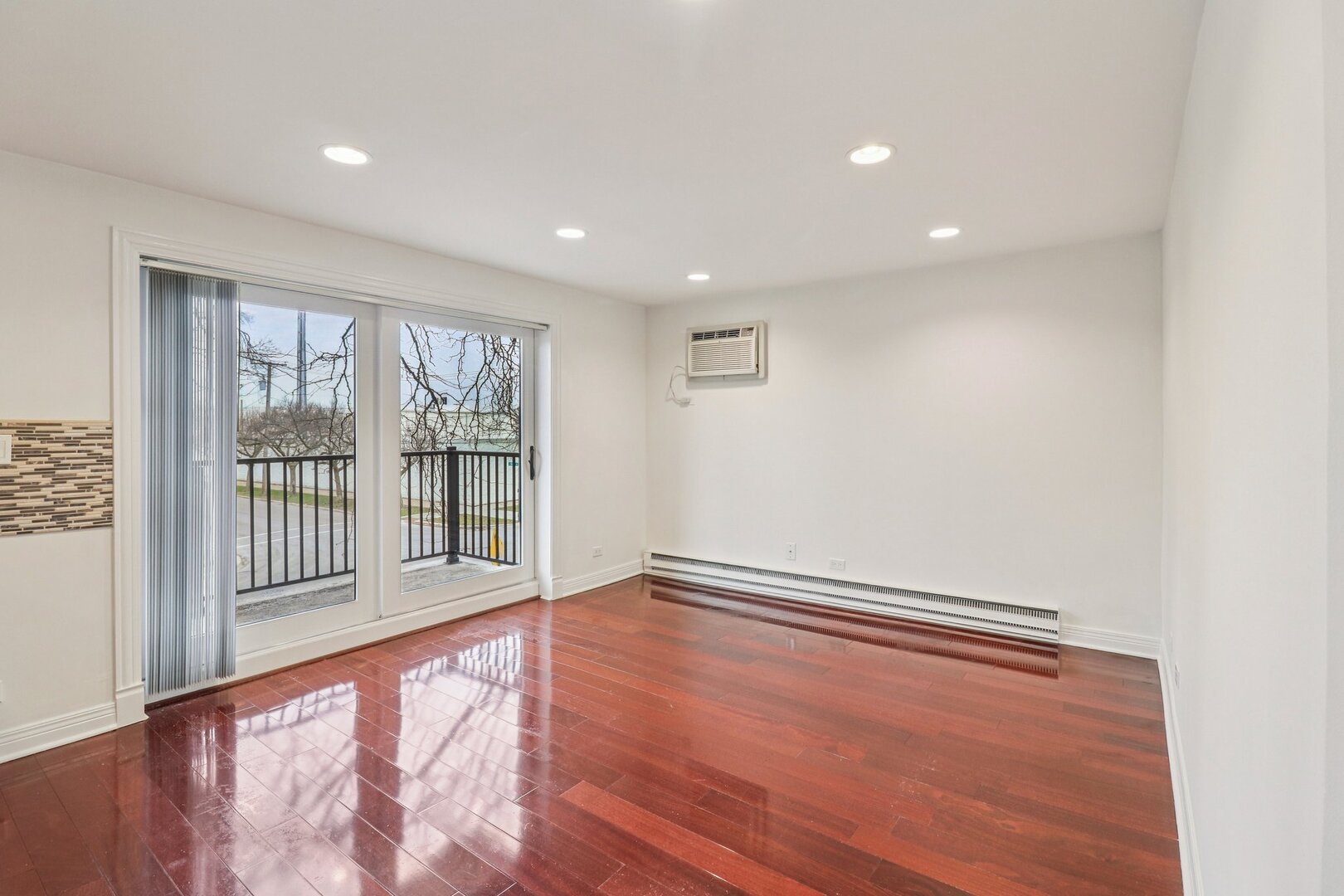 2333 North Neva Avenue Chicago IL 60707