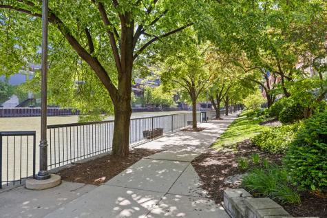 501 North Clinton Street Chicago IL 60654