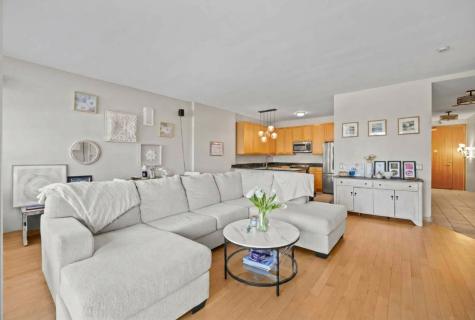 501 North Clinton Street Chicago IL 60654