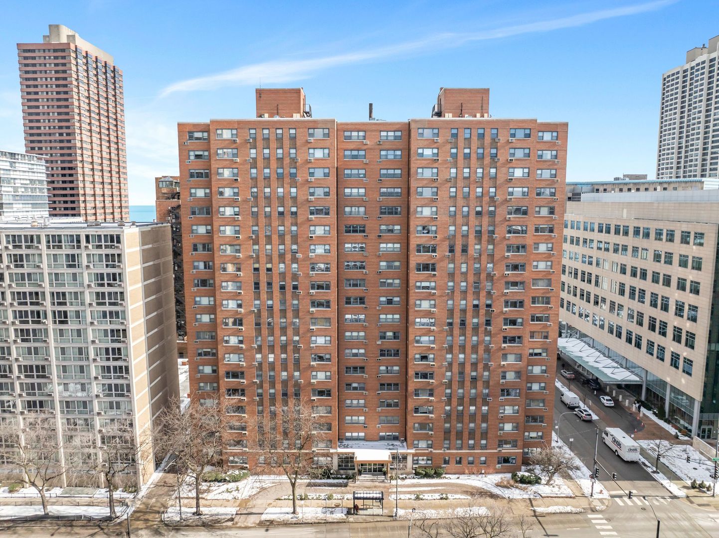 2909 North Sheridan Road Chicago IL 60657