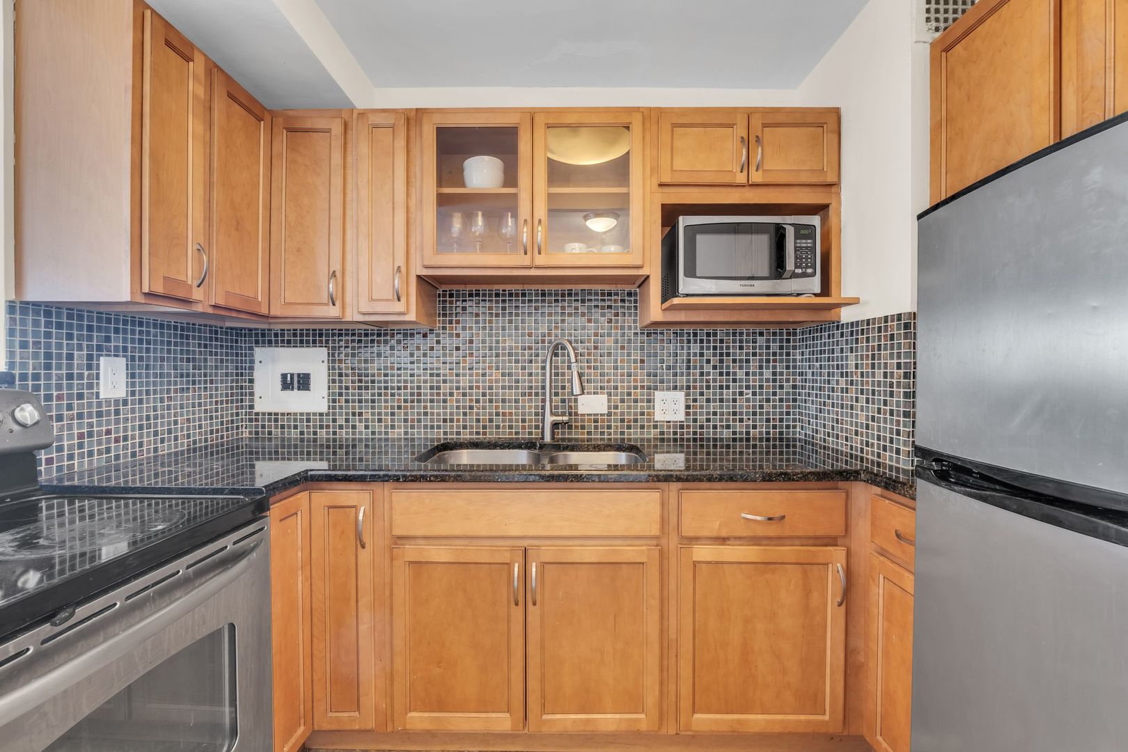 2909 North Sheridan Road Chicago IL 60657