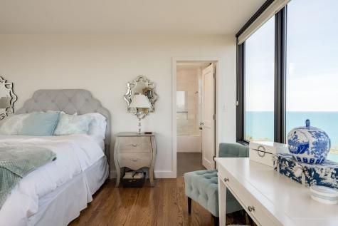 3150 North Lake Shore Drive Chicago IL 60657