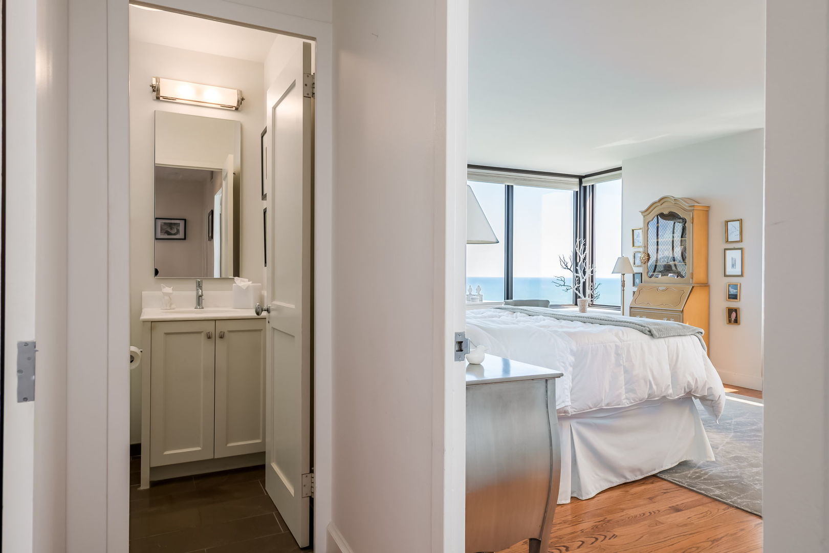 3150 North Lake Shore Drive Chicago IL 60657