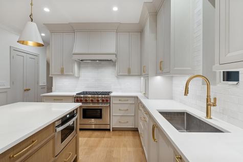 2023 West Augusta Boulevard Chicago IL 60622