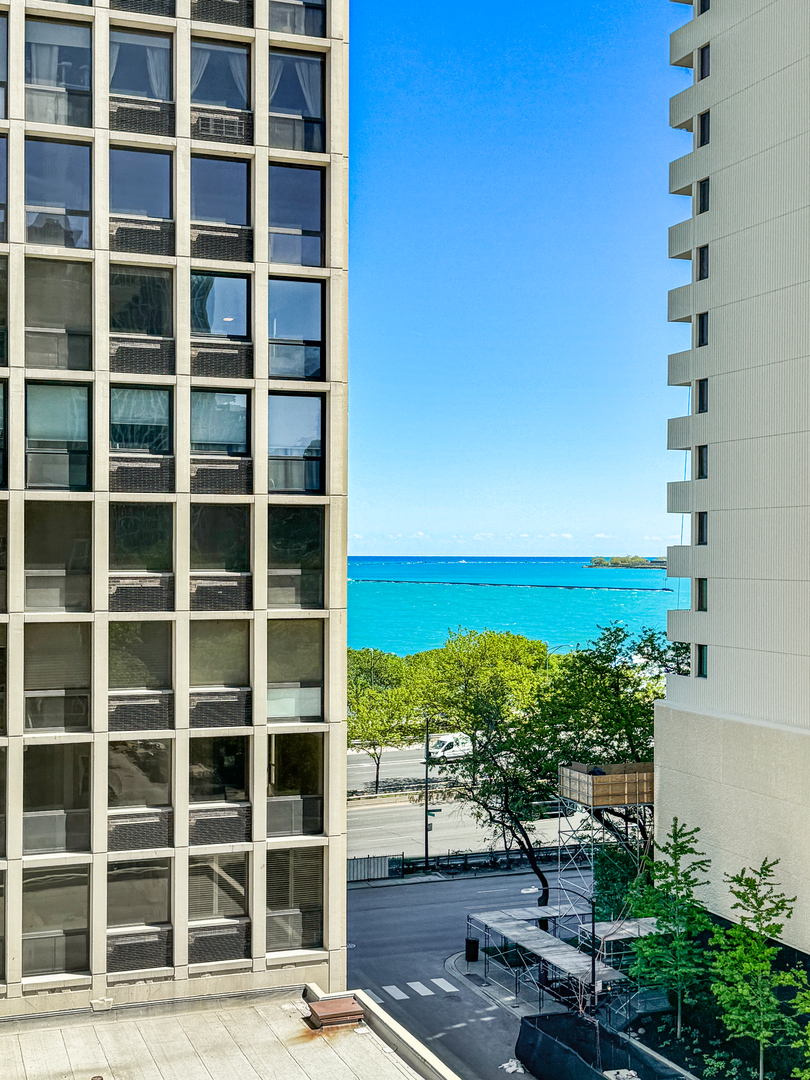 70 East Scott Street Chicago IL 60610