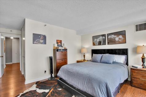 10 East Ontario Street Chicago IL 60611
