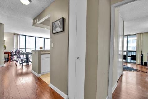 10 East Ontario Street Chicago IL 60611