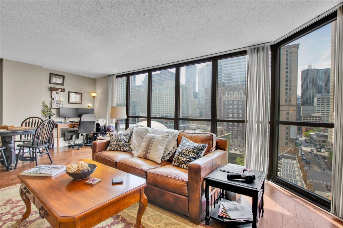 10 East Ontario Street Chicago IL 60611