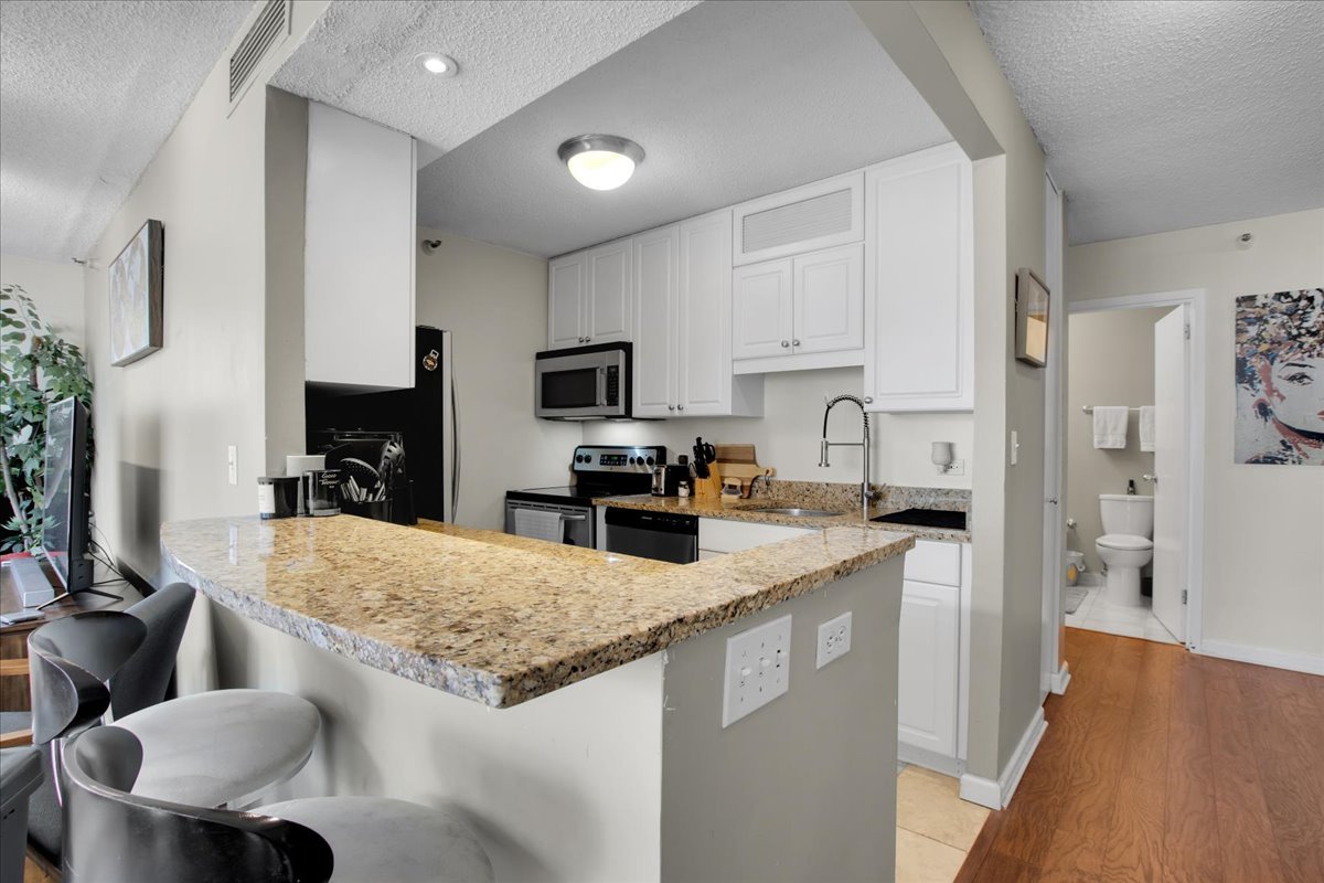 10 East Ontario Street Chicago IL 60611
