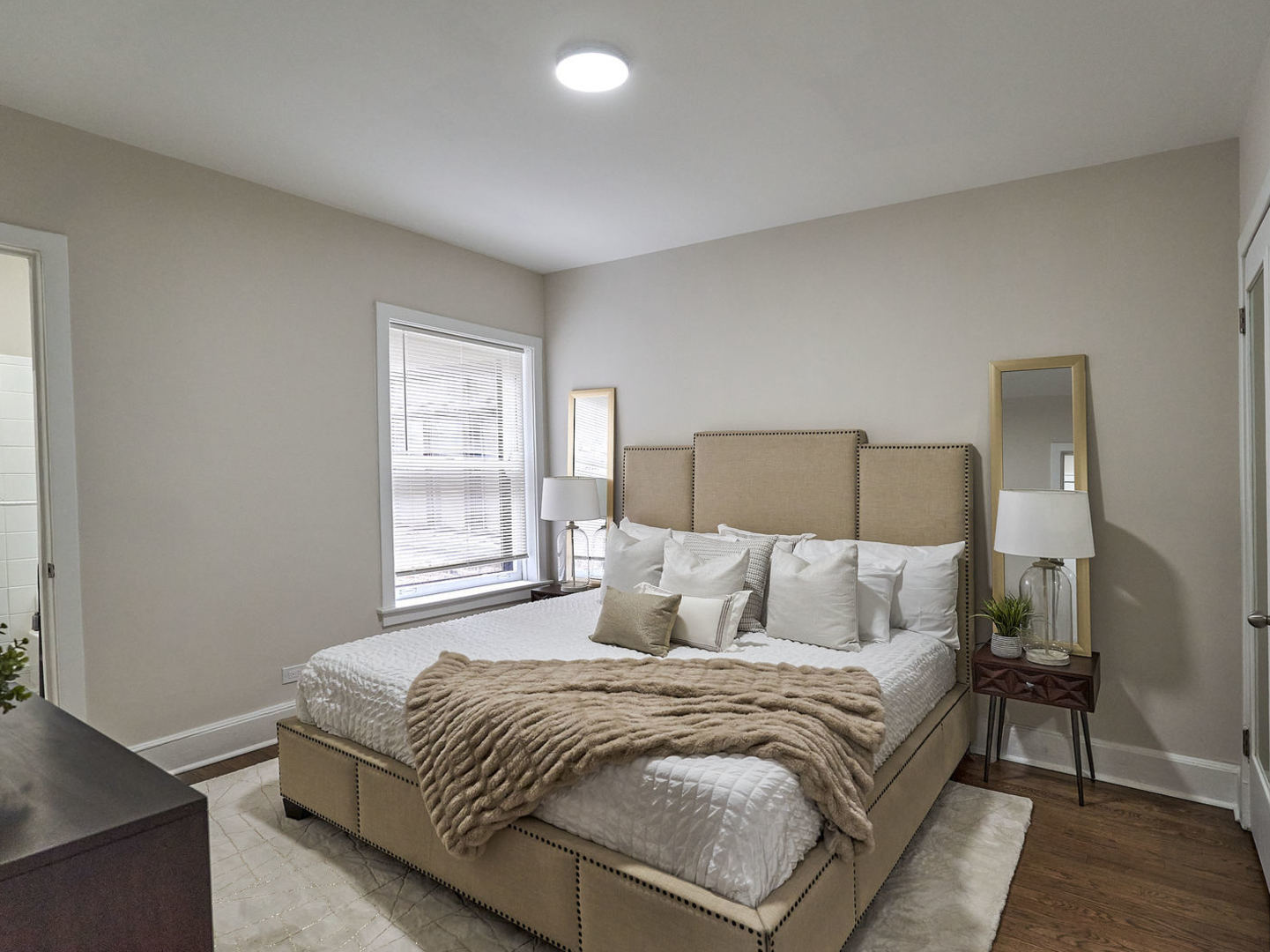 1260 West Columbia Avenue Chicago IL 60626
