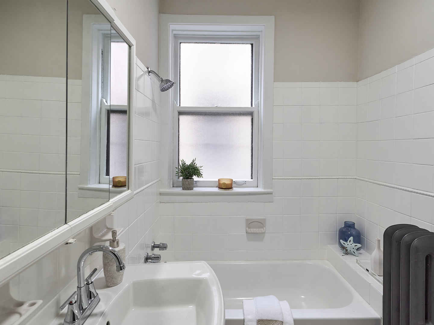 1260 West Columbia Avenue Chicago IL 60626