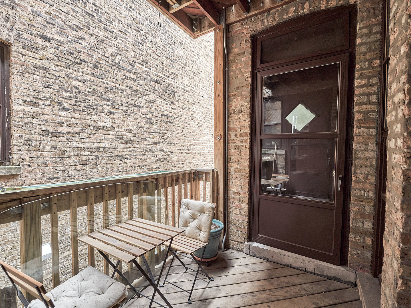 1260 West Columbia Avenue Chicago IL 60626