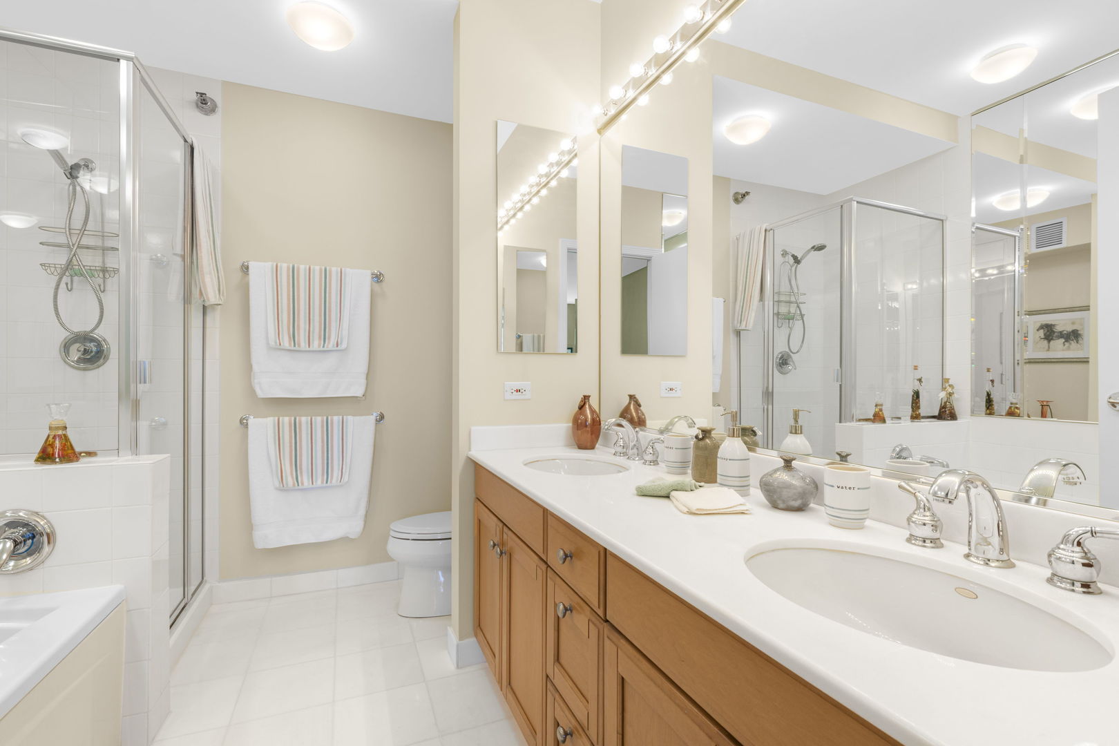 501 North Clinton Street Chicago IL 60654