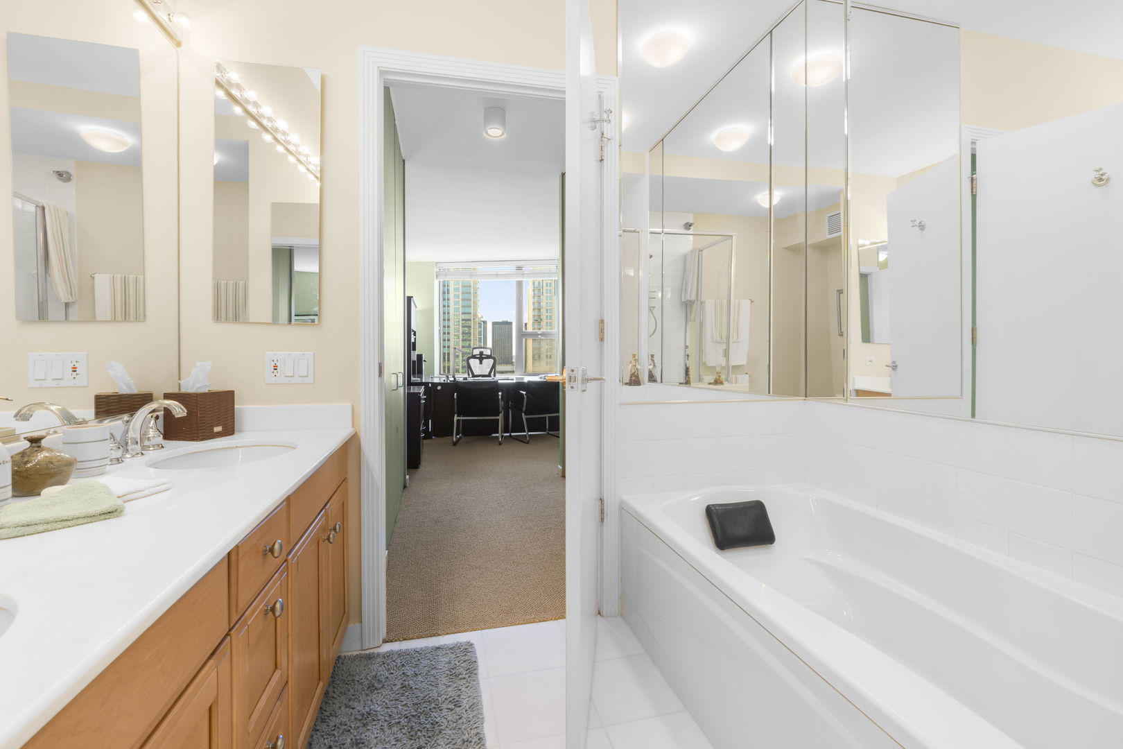 501 North Clinton Street Chicago IL 60654
