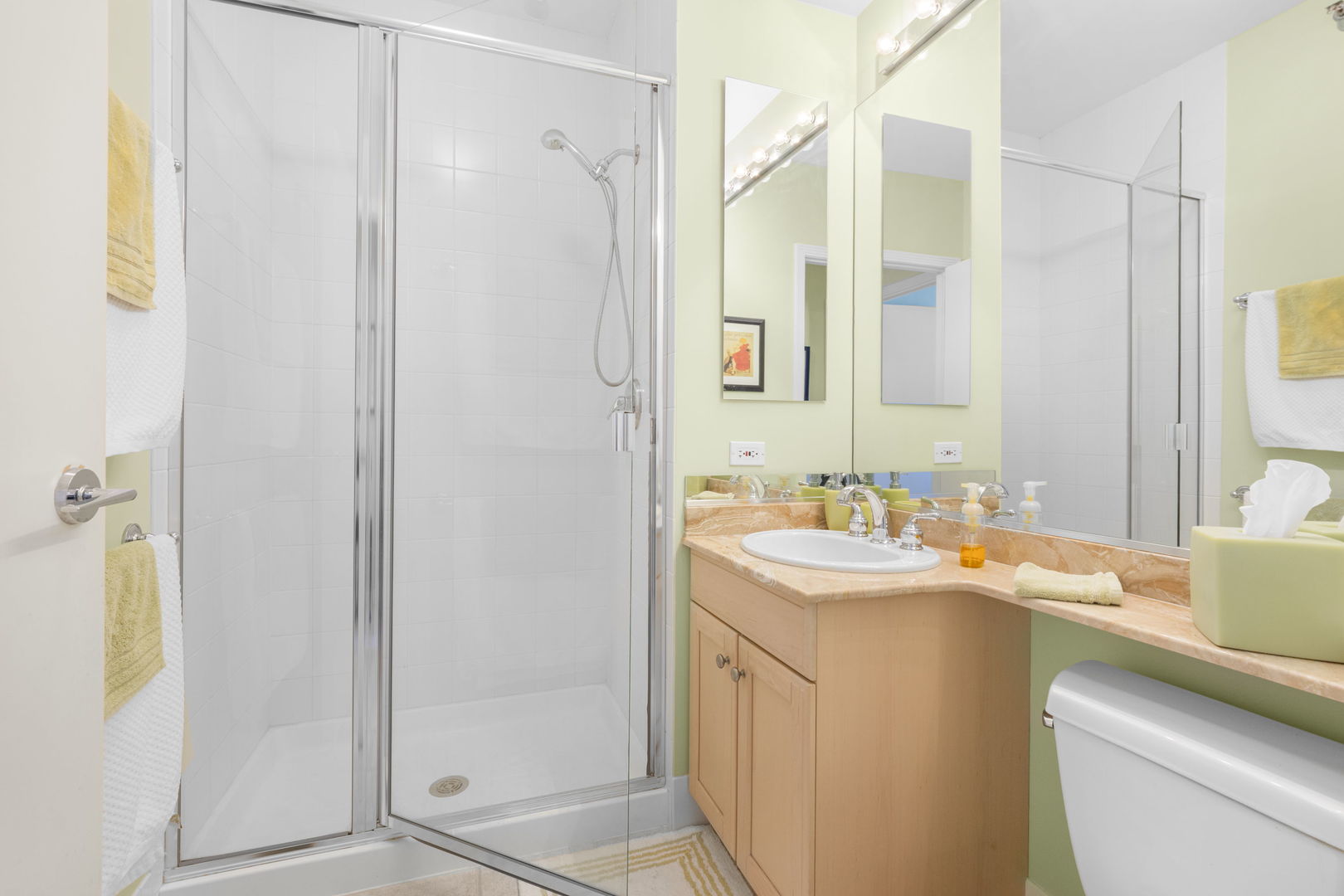 501 North Clinton Street Chicago IL 60654