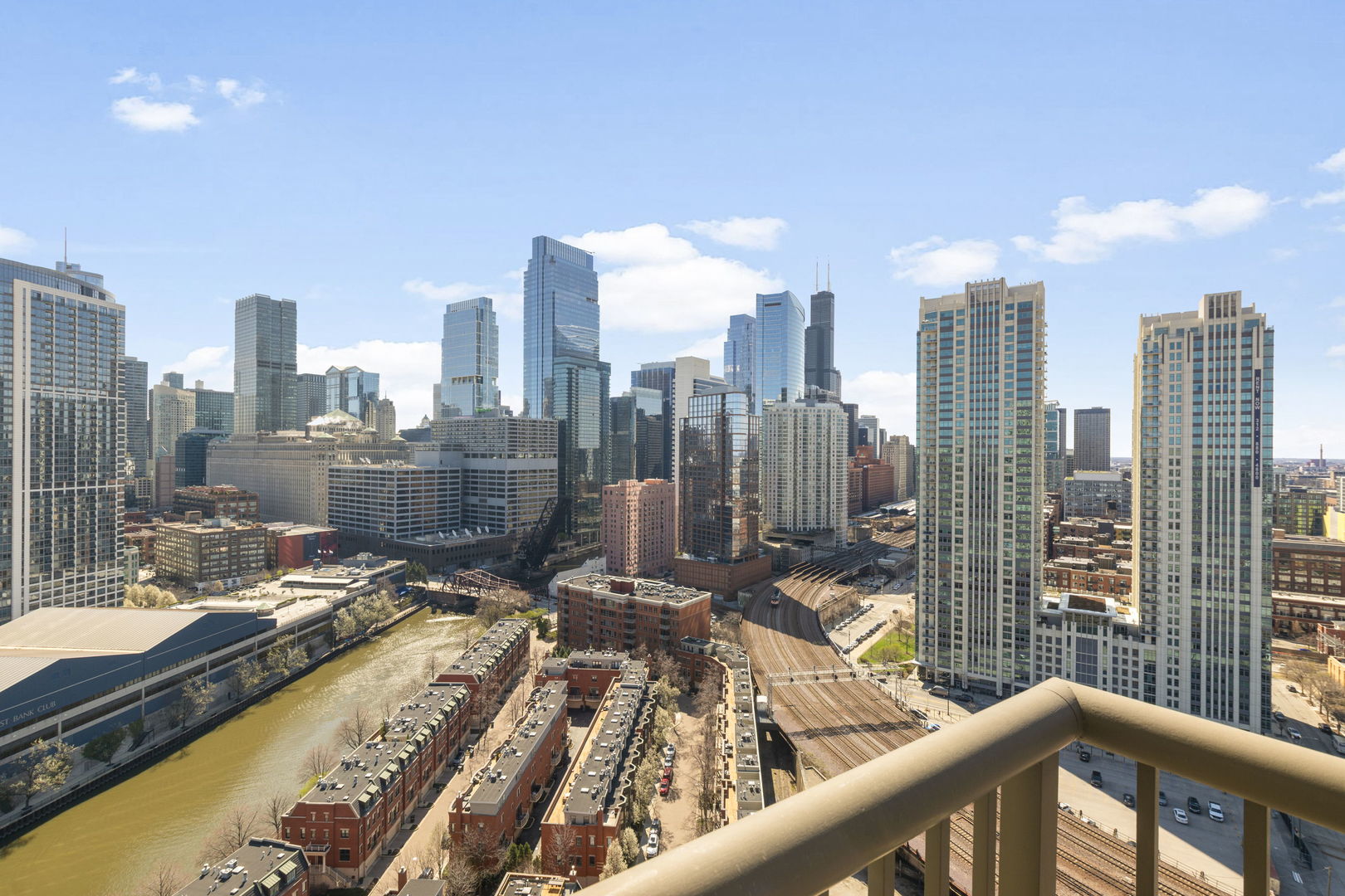 501 North Clinton Street Chicago IL 60654