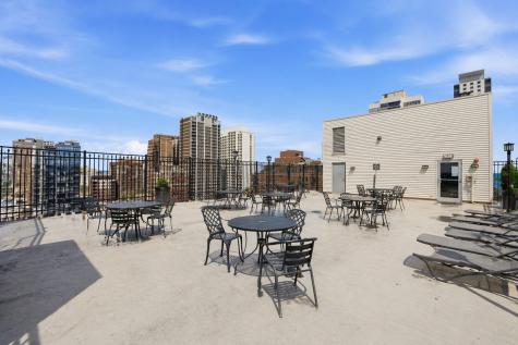 450 West Briar Place Chicago IL 60657