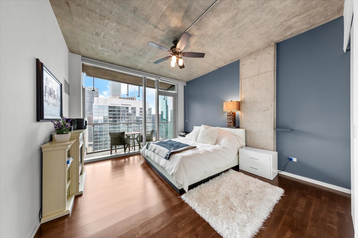600 North Fairbanks Court Chicago IL 60611