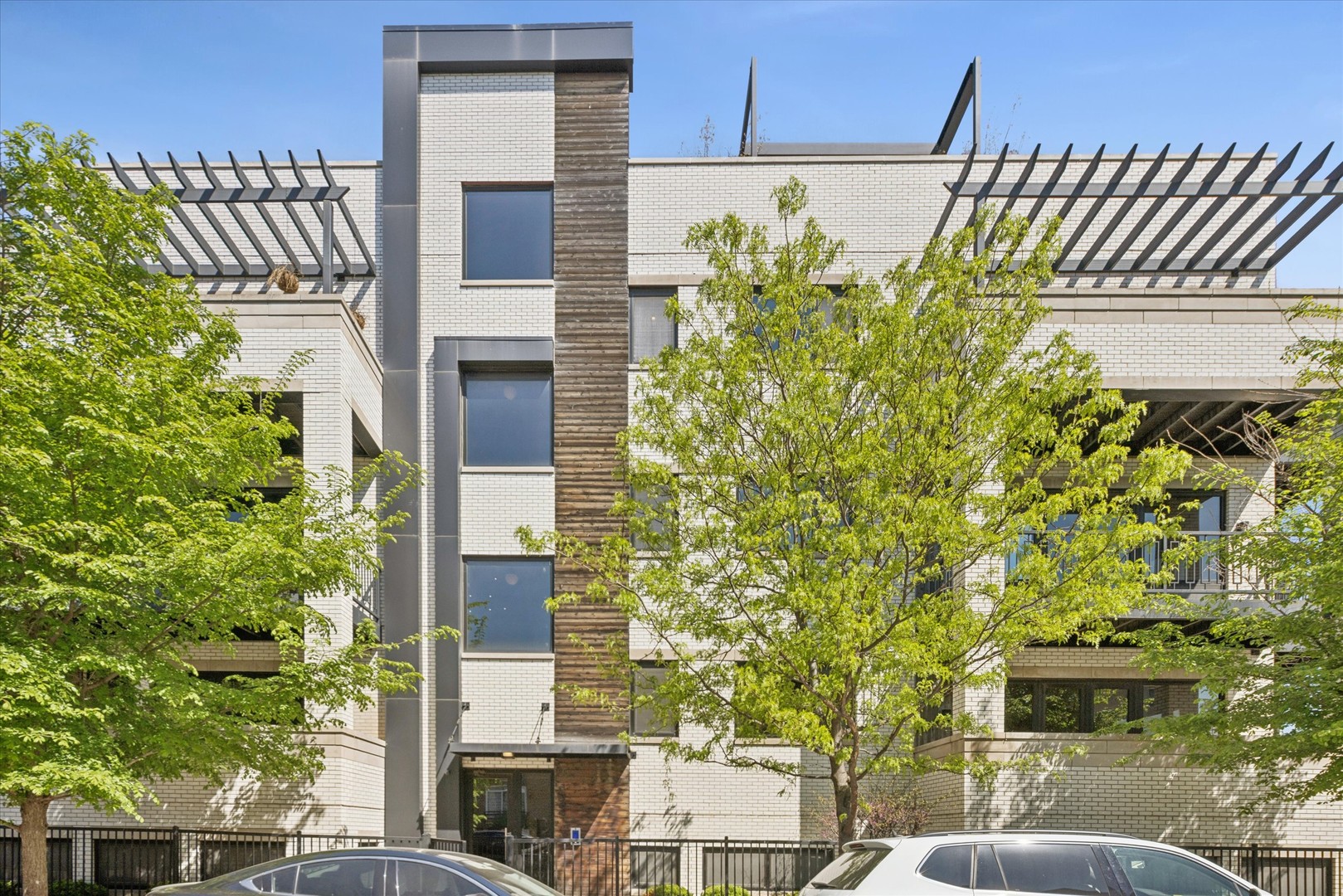 1334 West Walton Street Chicago IL 60642