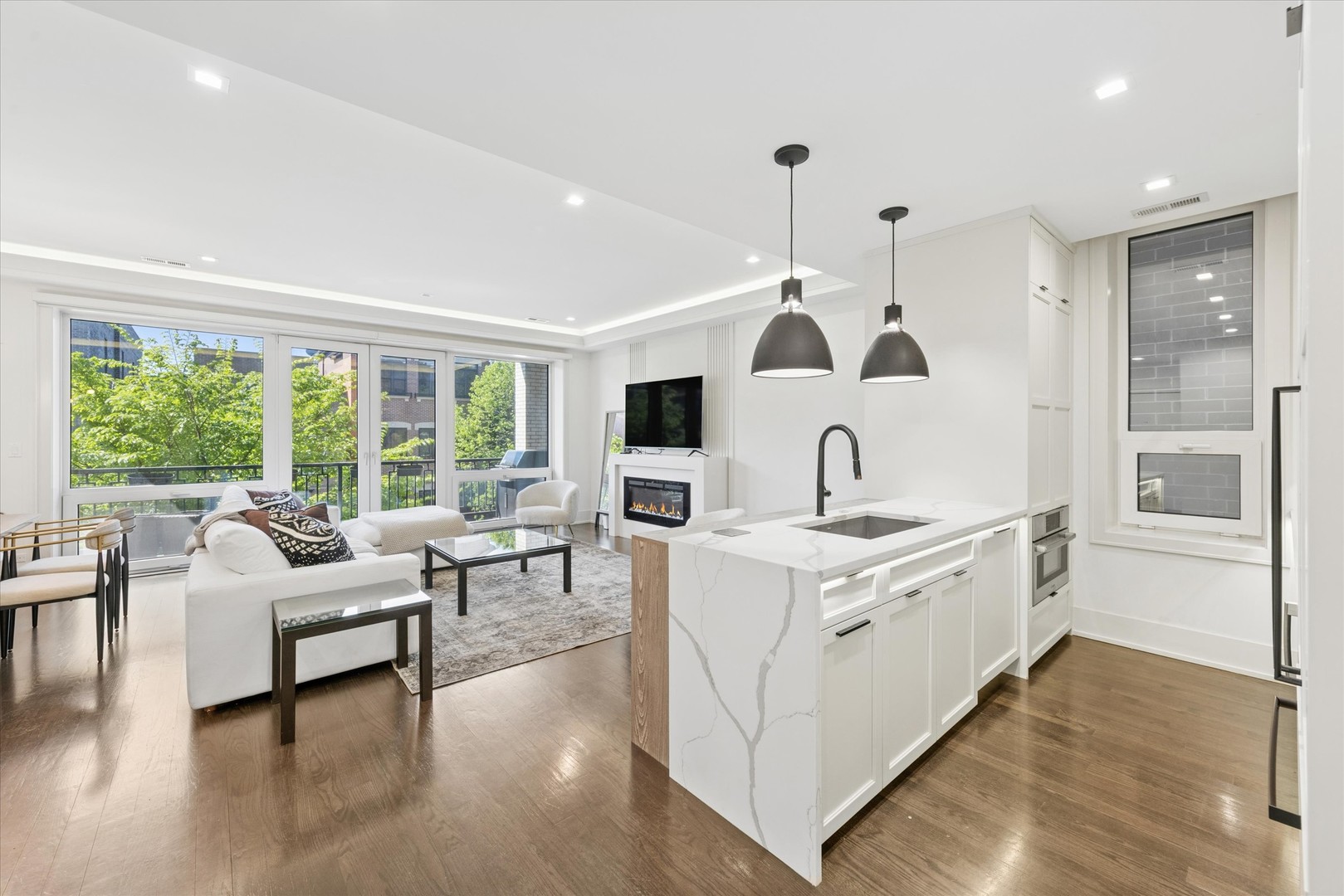 1334 West Walton Street Chicago IL 60642