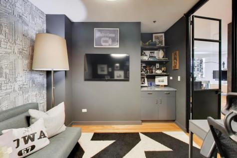 547 South Clark Street Chicago IL 60605