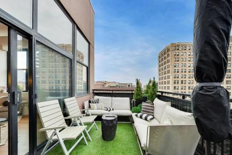 547 South Clark Street Chicago IL 60605