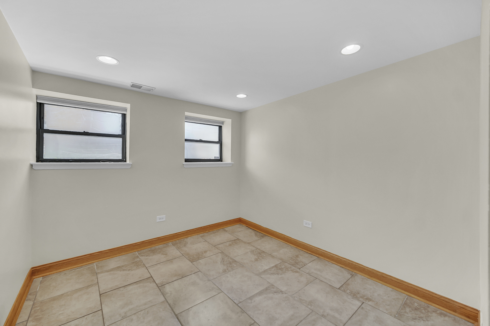 1005 North Campbell Avenue Chicago IL 60622
