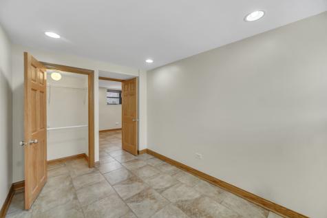 1005 North Campbell Avenue Chicago IL 60622