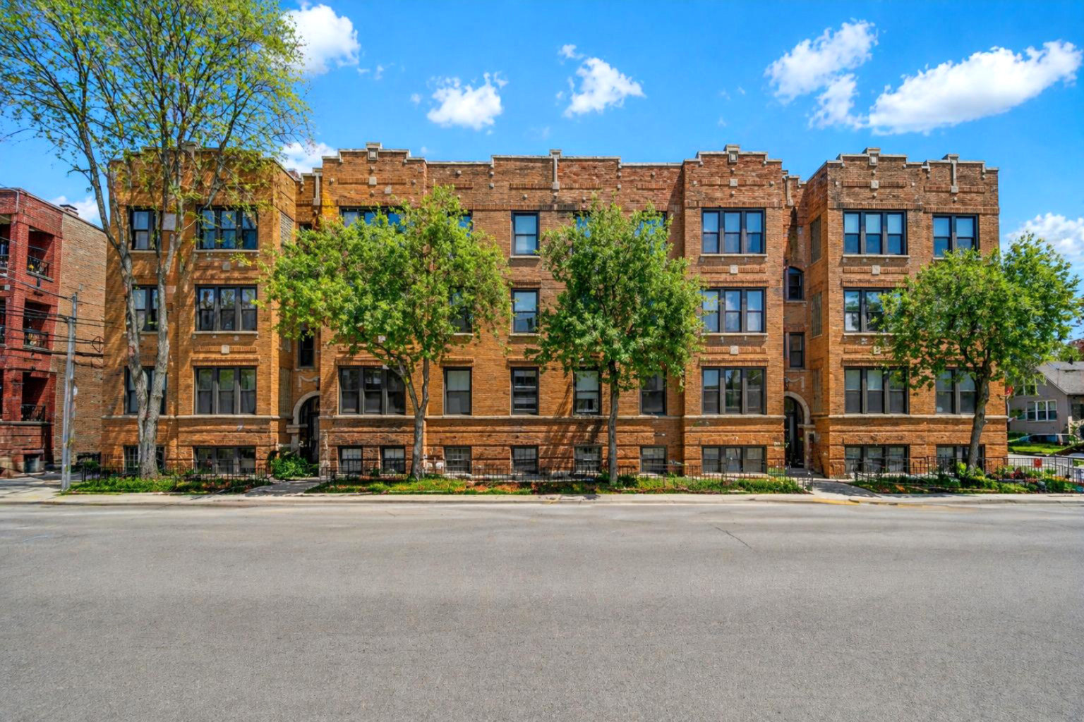 1005 North Campbell Avenue Chicago IL 60622