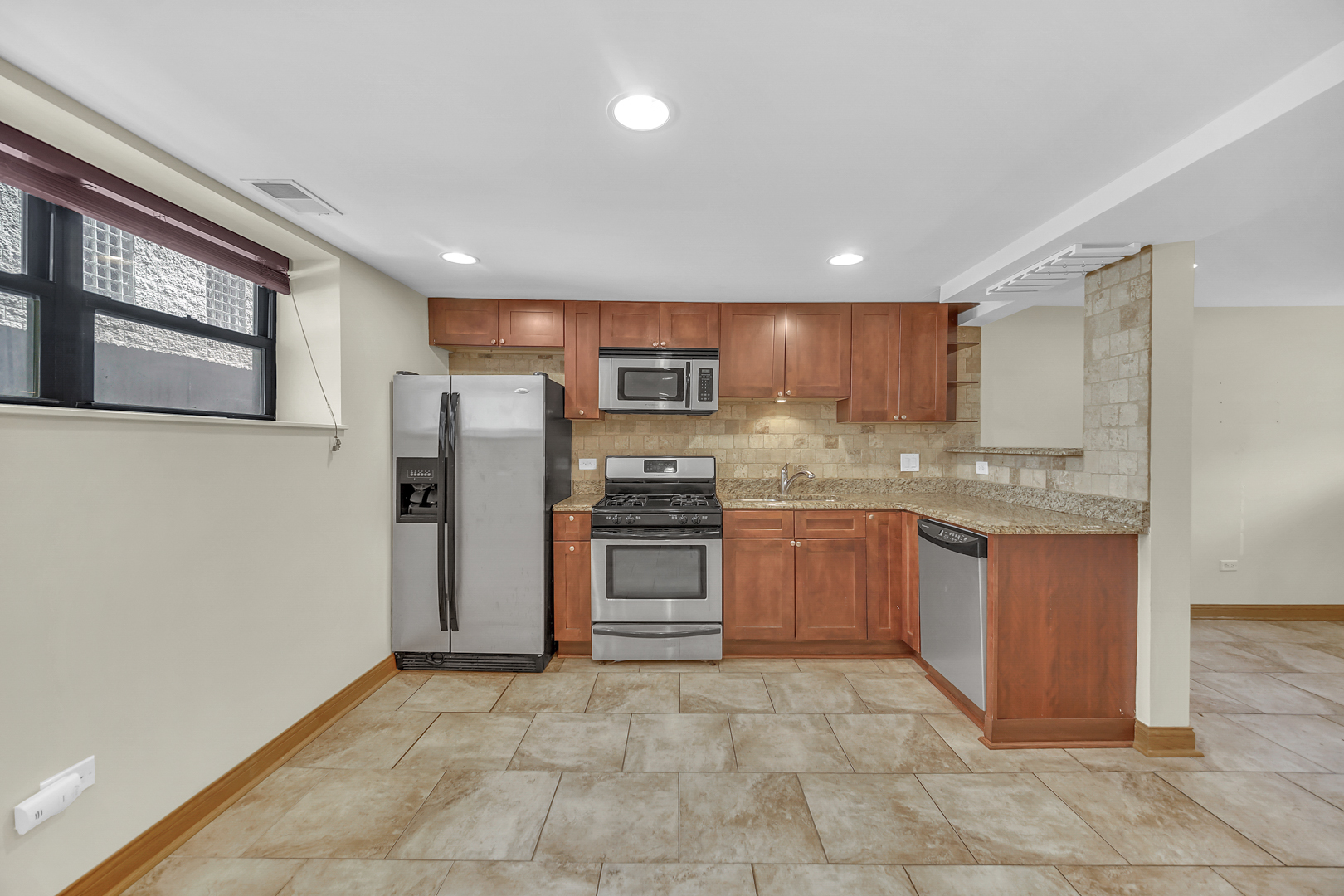 1005 North Campbell Avenue Chicago IL 60622