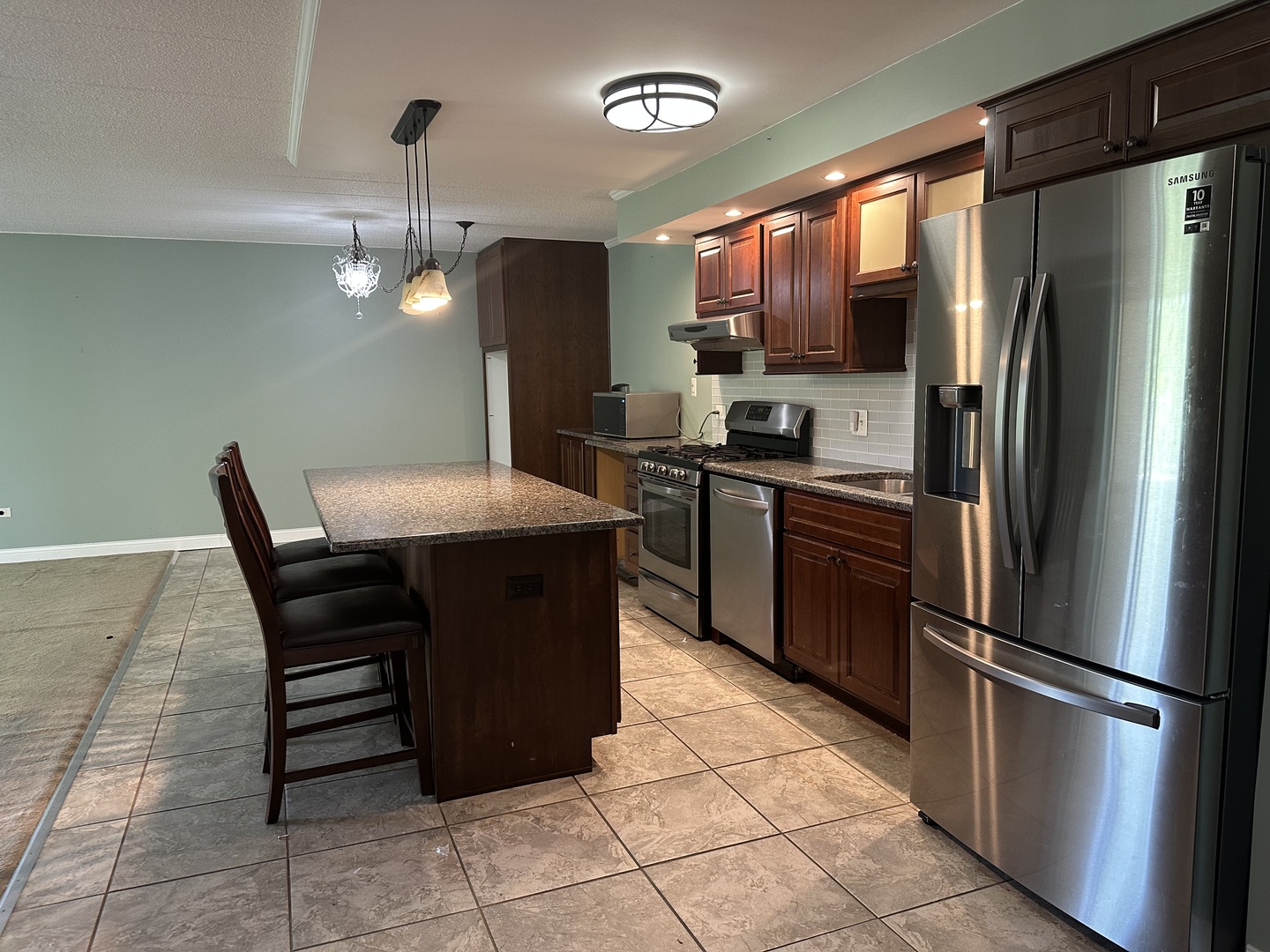 110 West Butterfield Road Elmhurst IL 60126