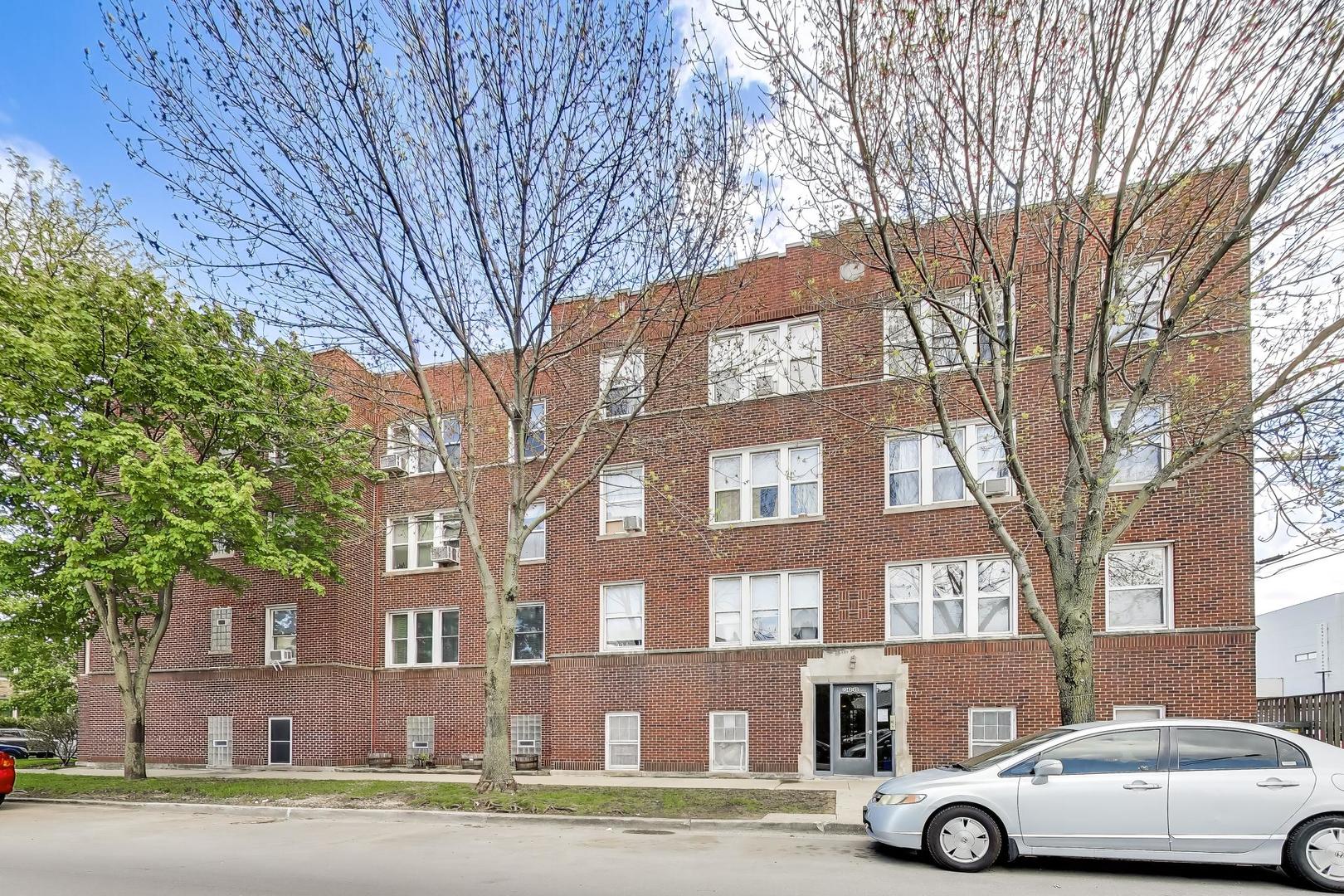 2345 West Glenlake Avenue Chicago IL 60659