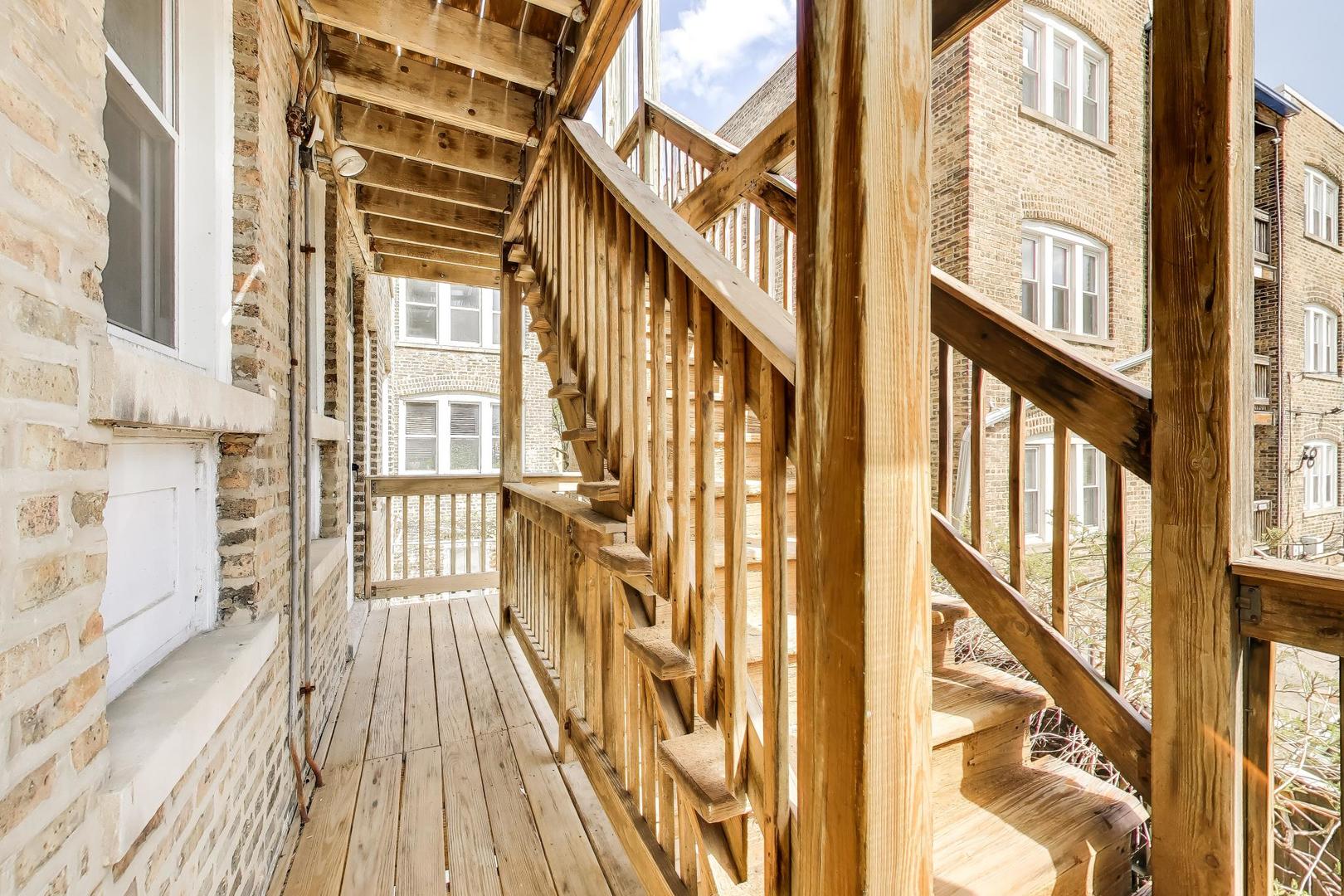 2345 West Glenlake Avenue Chicago IL 60659