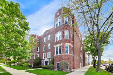 2345 West Glenlake Avenue Chicago IL 60659