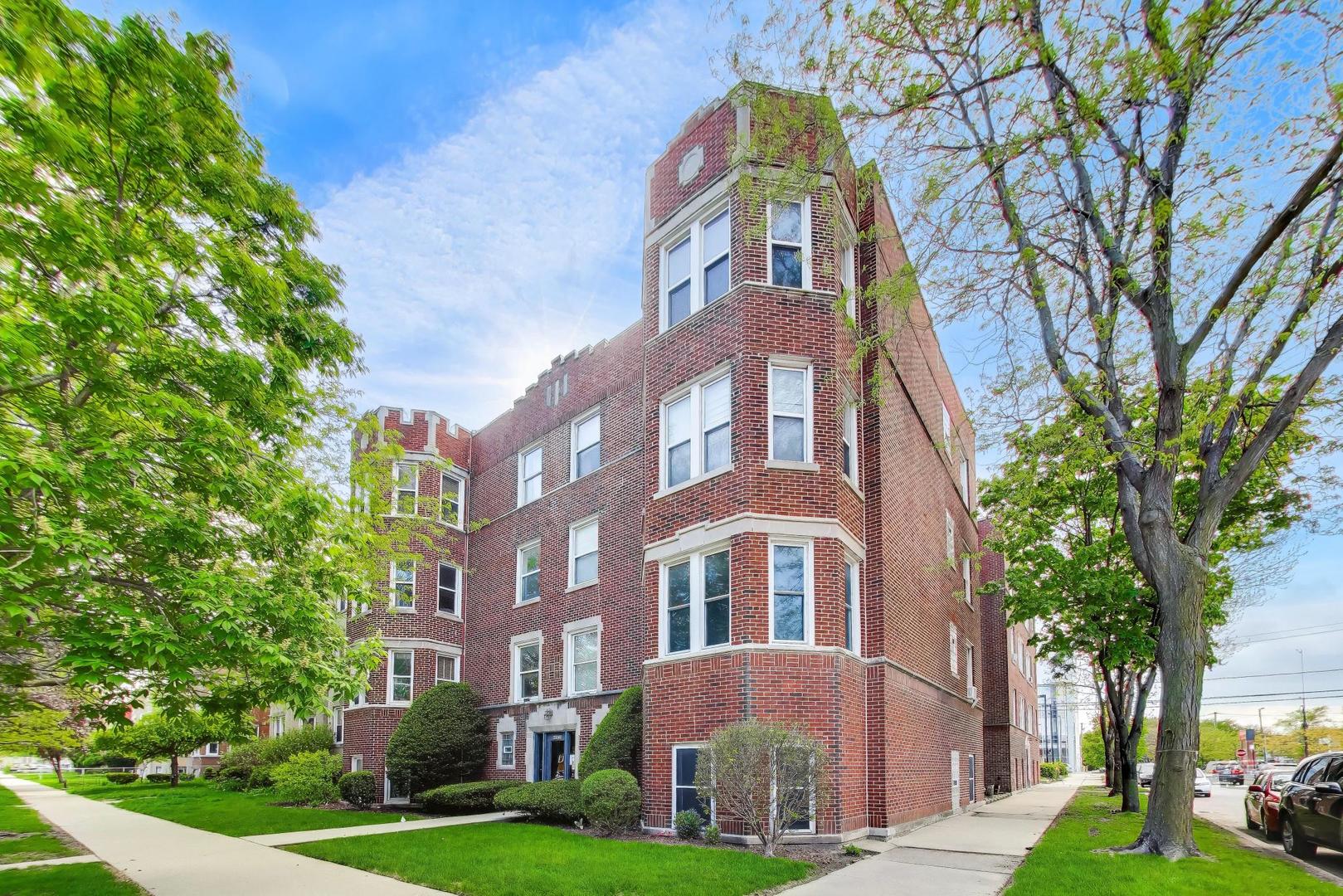 2345 West Glenlake Avenue Chicago IL 60659