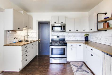 2345 West Glenlake Avenue Chicago IL 60659