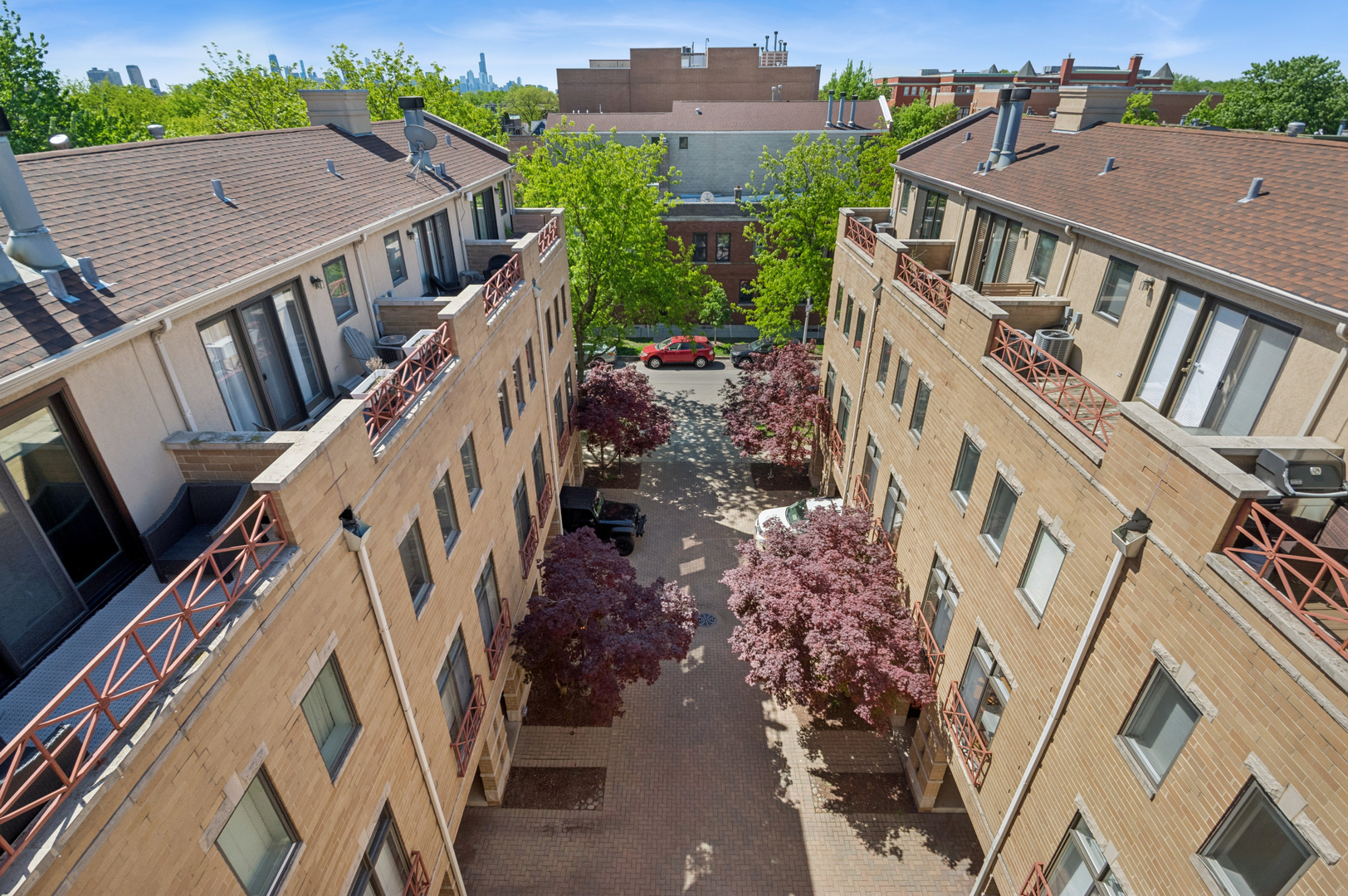 1350 West Byron Street Chicago IL 60613