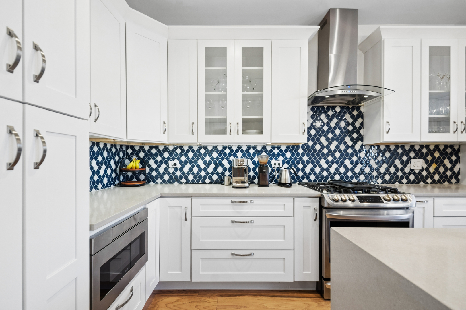 1350 West Byron Street Chicago IL 60613
