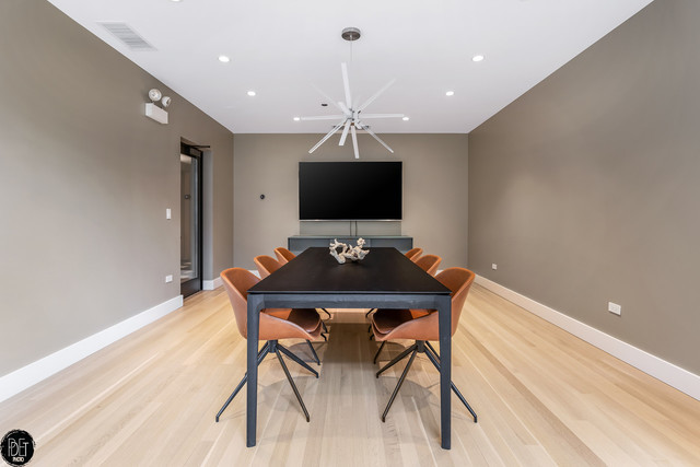 2643 North Hermitage Avenue Chicago IL 60614