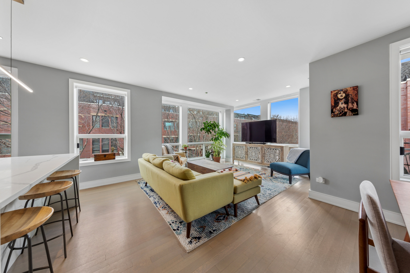 2643 North Hermitage Avenue Chicago IL 60614