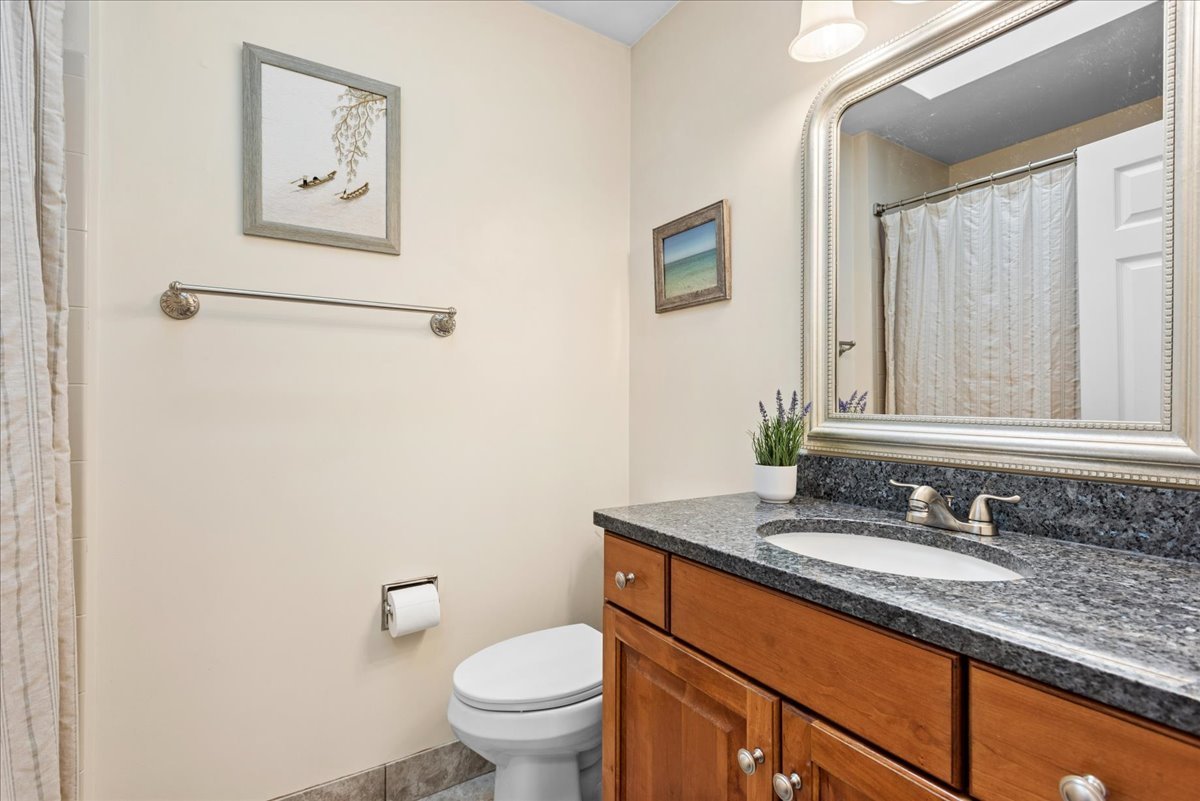 1675 Grosvenor Circle Wheaton IL 60189