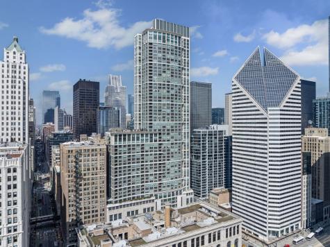 130 North Garland Court Chicago IL 60602