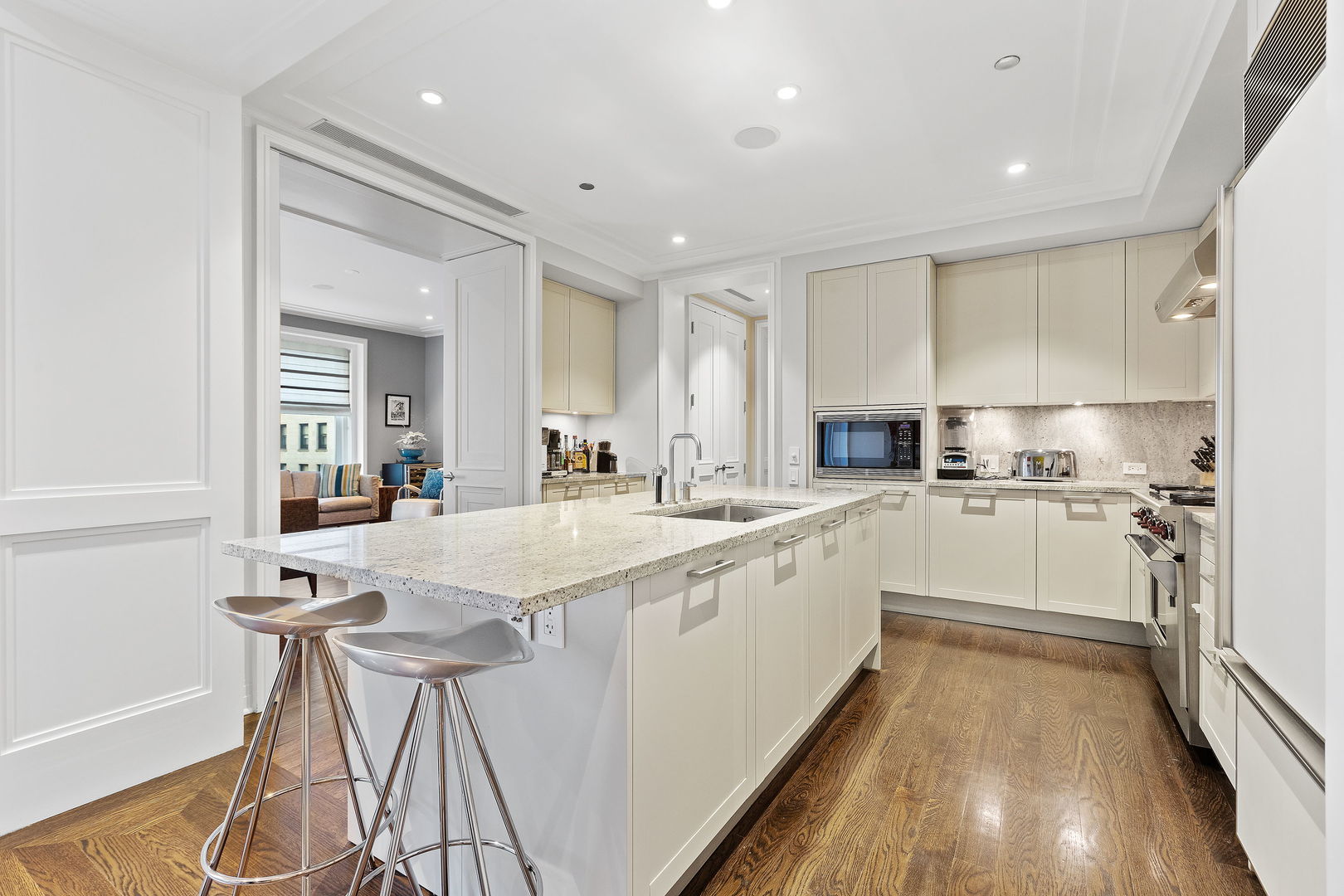 159 East Walton Place Chicago IL 60611