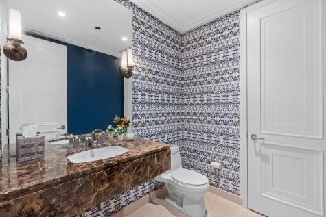 159 East Walton Place Chicago IL 60611