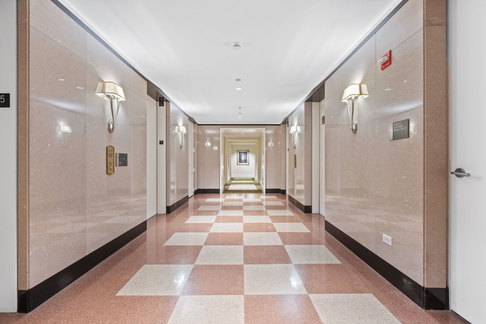 159 East Walton Place Chicago IL 60611